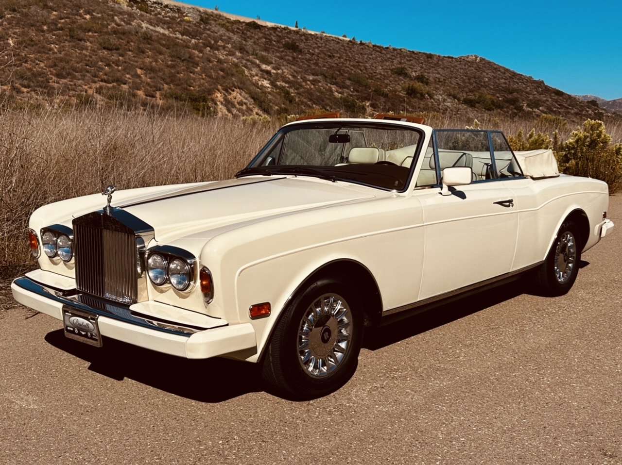 Classic Rolls-Royce Corniche