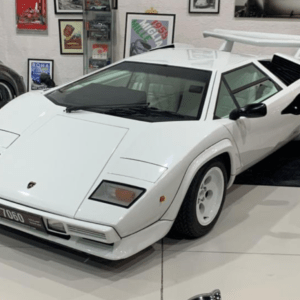 Classic Lamborghini Countach for Rent in Dubai