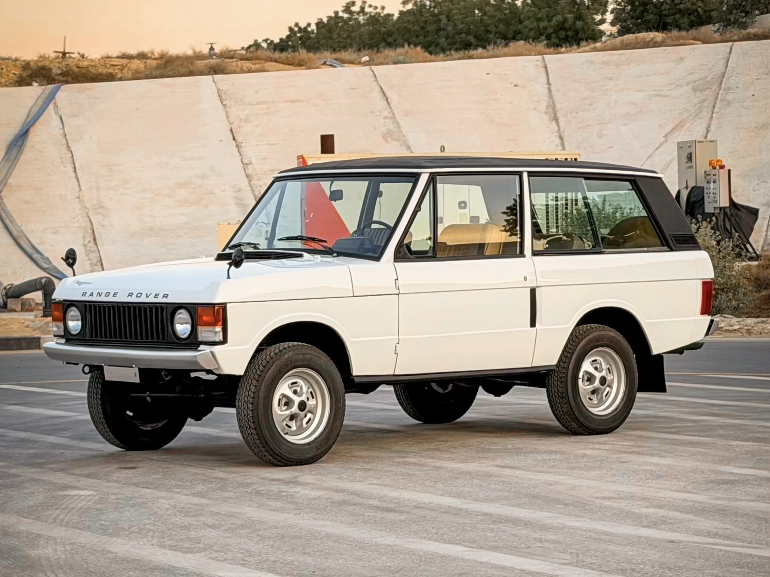 1979 Range Rover Classic Suffix F for sale in Dubai