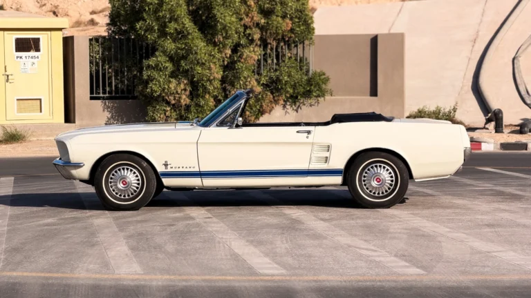 Classic Ford Mustang for sale in Dubai
