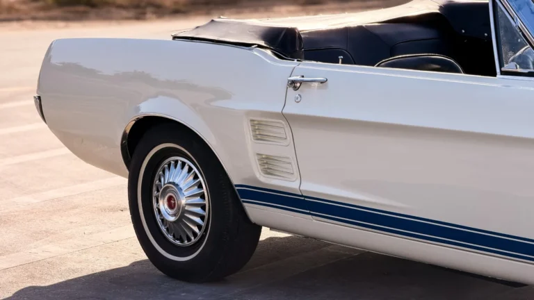 Classic Ford Mustang for sale in Dubai