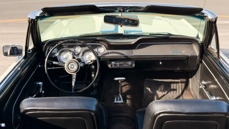 Classic Ford Mustang for sale in Dubai