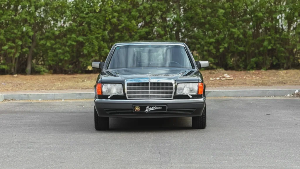 1991 Mercedes-Benz 560 SEL ( < 1500 KM )